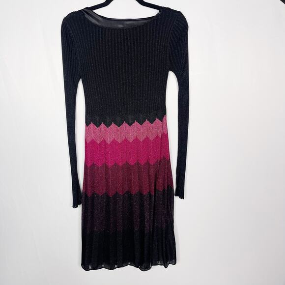 Laundry by Shelli Segal Small S Black Pink Striped Knit Long Sleeve Dress Scoop - Picture 2 of 8
